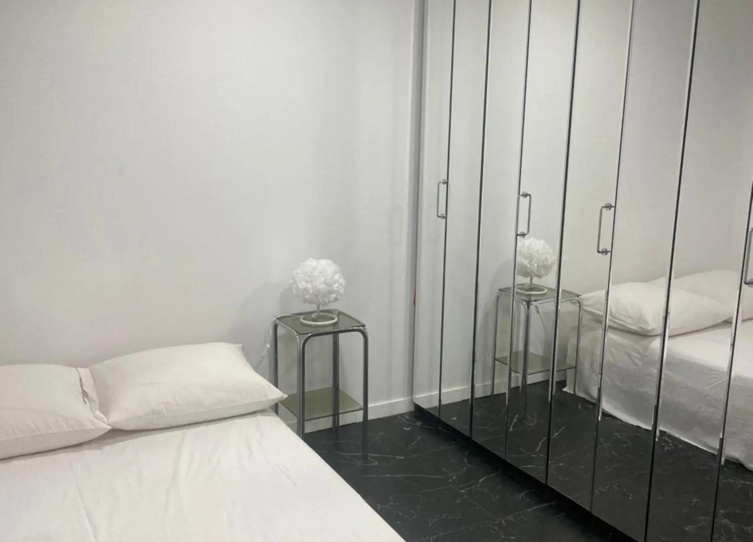 Liberte 2 Hotel Marselha 0*,